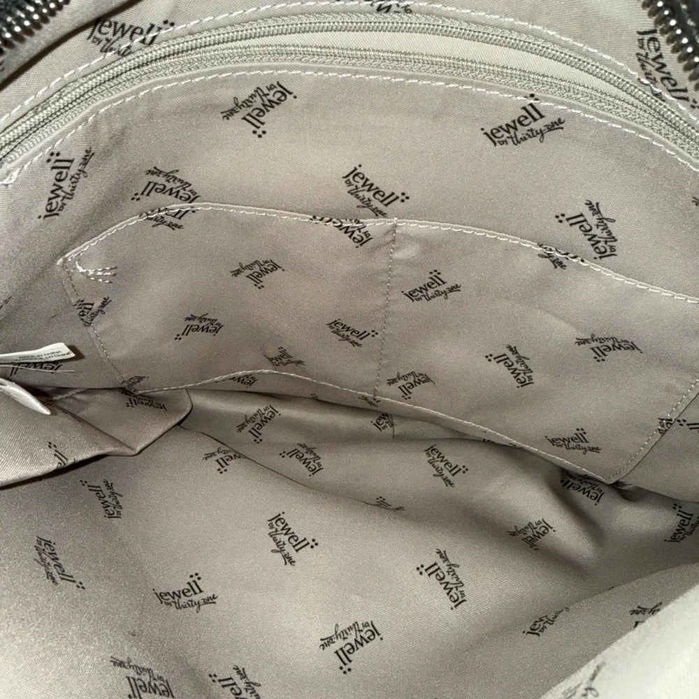 Jewell by thirty-one. Gray Leather Shoulder Bag - Picture 3 of 3